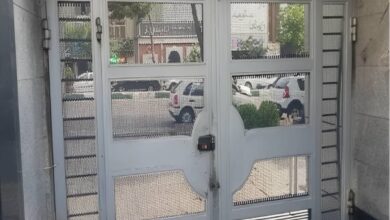 جک درب پارکینگ بازویی کنار دروازه فرفورژه شهرکرد